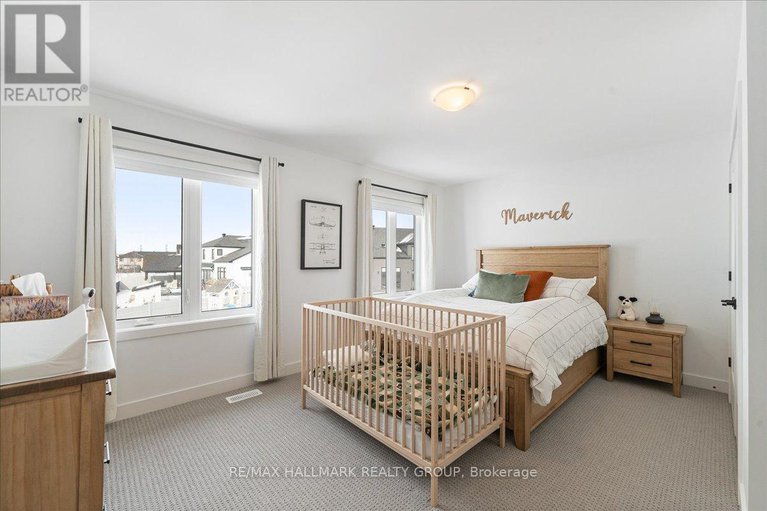 29259566/6461-renaud-road/mer-bleuebradley-estatesanderson-park/ottawa/ontario/K1W0R8_29