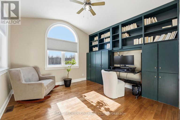 29394653/933-craig-road/north-grenville-twp-kemptville-south/north-grenville/ontario/K0G1S0_25