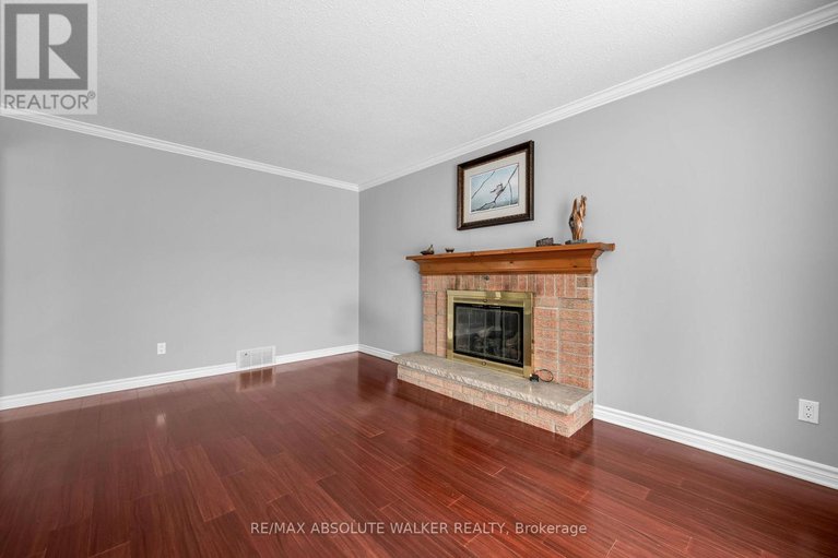 29318478/944-raftsman-lane/convent-glen/ottawa/ontario/K1C2V8_21