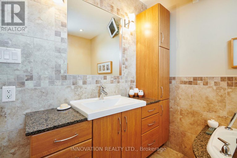 29139747/152-burnetts-grove-circle/pheasant-run/ottawa/ontario/K2J1S9_24