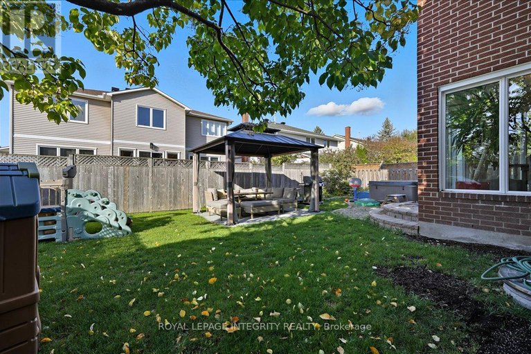 28978669/1406-bouton-dor-way/bilberry-creekqueenswood-heights/ottawa/ontario/K1E3L3_38