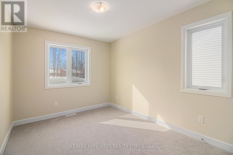 28374755/363-voyageur-place/embrun/russell/ontario/K0A1W0_15