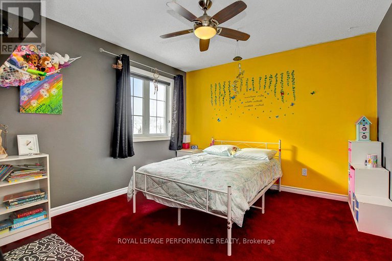 29343896/1019-valin-street/fallingbrookgardenway-south/ottawa/ontario/K4A4X8_17