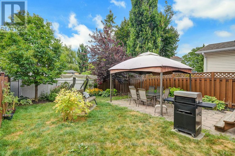 28780596/1853-sunland-drive-s/fallingbrookgardenway-south/ottawa/ontario/K4A3S8_22