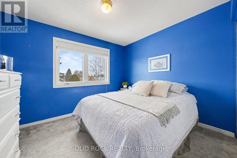 29618484/51-pemberton-crescent/manordale/ottawa/ontario/K2G4Y9_21