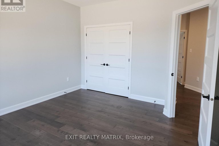 28443213/33-whitetail-avenue/long-sault/south-stormont/ontario/K0C1P0_23