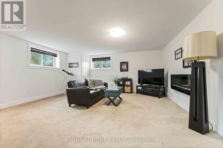 28916717/408-gaelic-glen-ridge/remainder-of-stittsville-area/ottawa/ontario/K0A1B0_32