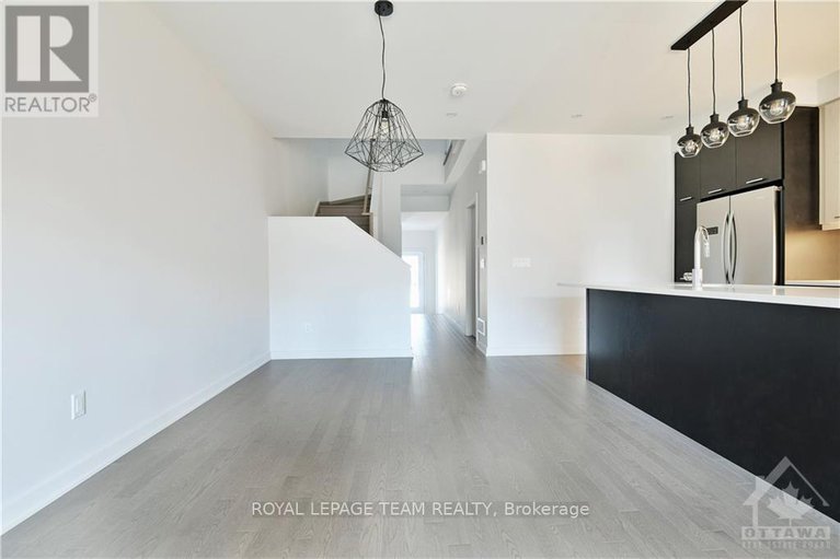 28504001/522-borbridge-avenue/riverside-southgloucester-glen/ottawa/ontario/K4M0H9_6