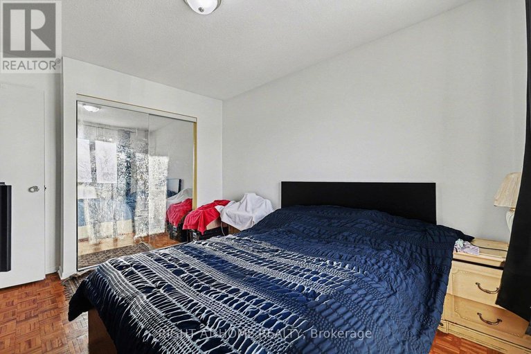 29331896/305b-2044-arrowsmith-drive/beacon-hill-south/ottawa/ontario/K1J7V8_19