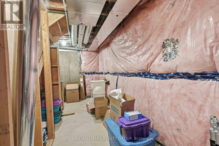 29120732/210-hawkmere-way/blossom-parkkemp-parkfindlay-creek/ottawa/ontario/K1T0R5_31