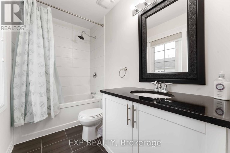 28403704/226-par-la-ville-circle/stittsville-north/ottawa/ontario/K2S0T6_19