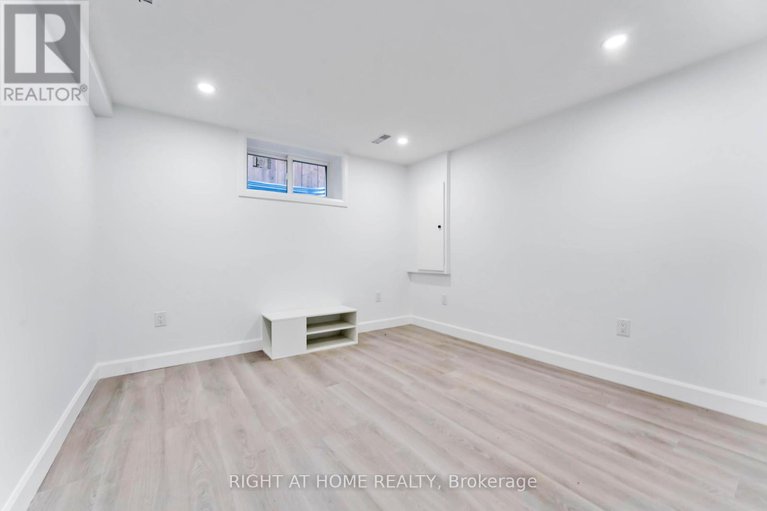 28705637/2700-priscilla-street/britannia/ottawa/ontario/K2B7E2_39