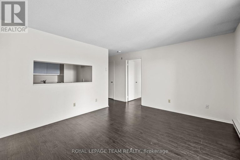 29343904/411-270-brittany-drive/viscount-alexander-park/ottawa/ontario/K1K4M3_6