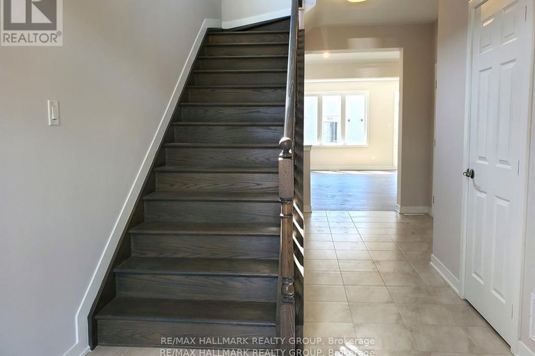 29034876/610-fenwick-way/stonebridge/ottawa/ontario/K2J7E5_12