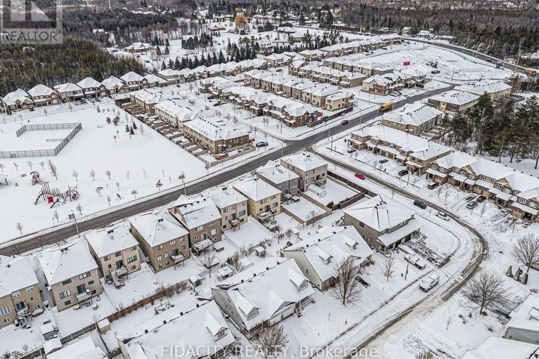 29244731/547-parade-drive/stittsville-south/ottawa/ontario/K2S0X8_39