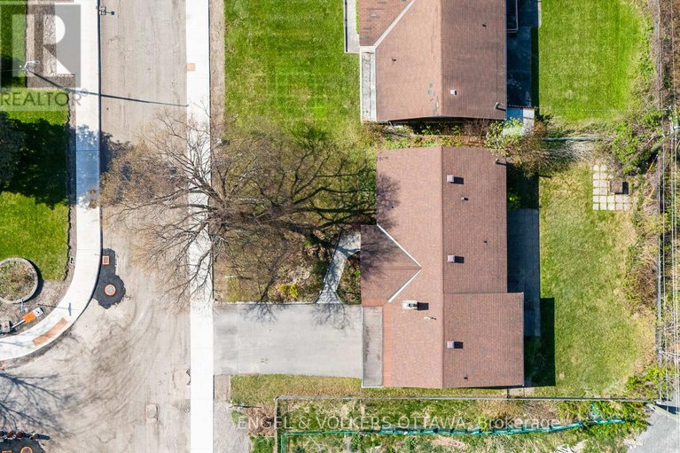 28307166/989-connaught-avenue/queensway-terrace-north/ottawa/ontario/K2B5M7_31
