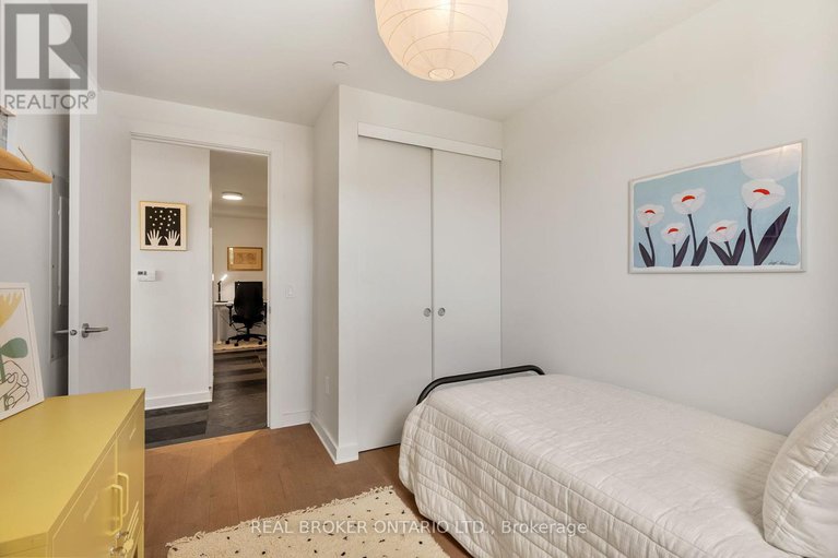 28664198/307-135-barrette-street/vanier/ottawa/ontario/K1L7Z9_35