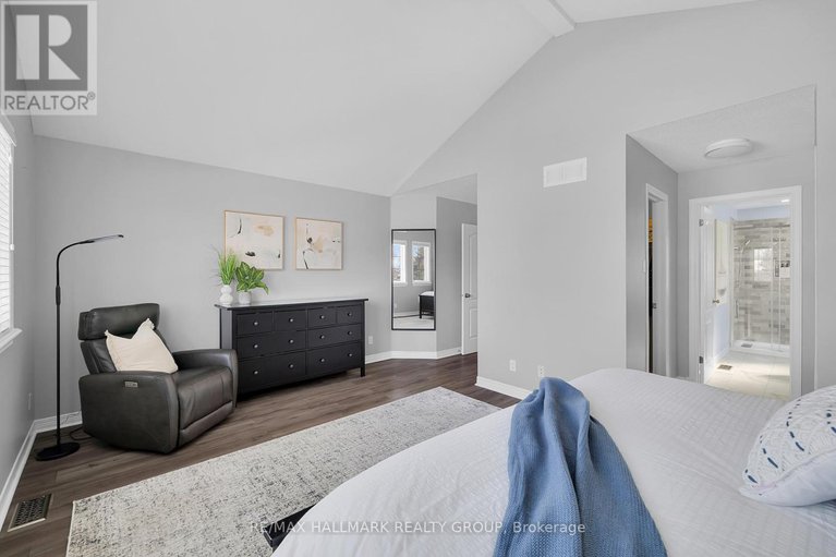 29371237/7-rodeo-drive/longfields/ottawa/ontario/K2J4Z3_30