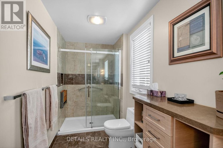 29410733/6105-lariviere-crescent/orleans-village/ottawa/ontario/K1W1C6_27