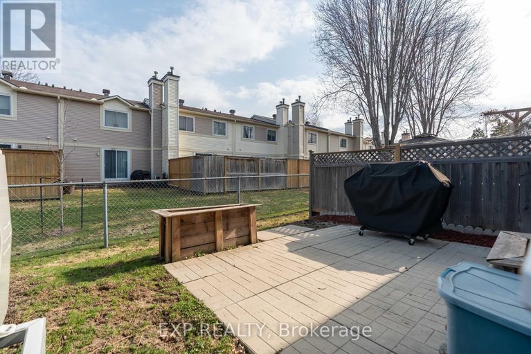 29647556/378-valade-crescent/fallingbrookpineridge/ottawa/ontario/K4A2V8_44