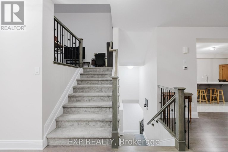 29072894/1004-keeper-heights/goulbourn-twp-from-franktown-rdsouth-to-rideau/ottawa/ontario/K0A2Z0_18