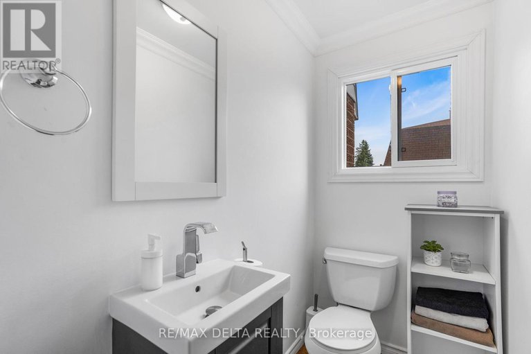 28534404/8-2296-orient-park-drive/blackburn-hamlet-south/ottawa/ontario/K1B4N6_10