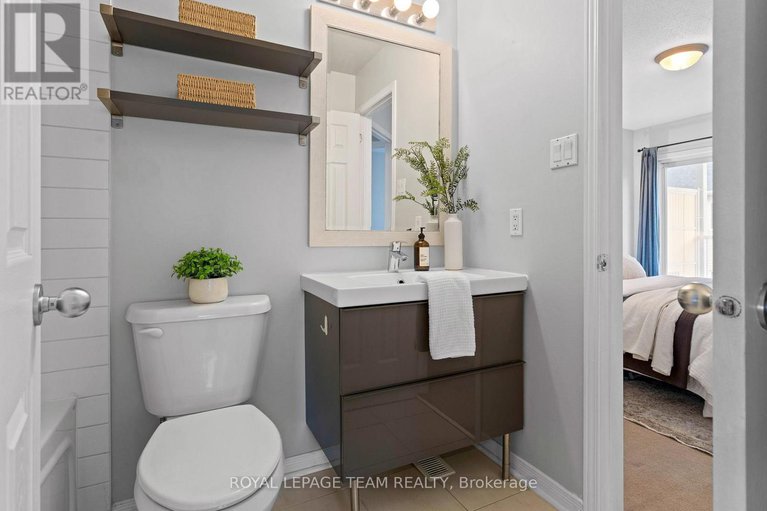 29075690/95-1512-walkley-road/heron-gateindustrial-park/ottawa/ontario/K1V2G7_24