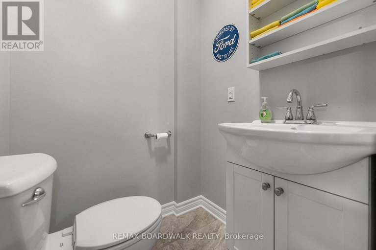 29353089/39-condie-street/smiths-falls/smiths-falls/ontario/K7A2T3_33