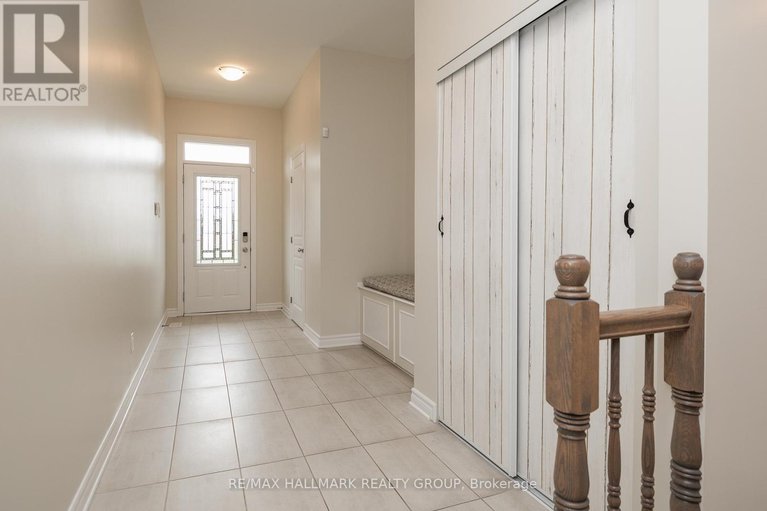 28443105/208-sittelle-private/fallingbrookgardenway-south/ottawa/ontario/K4A1G1_3