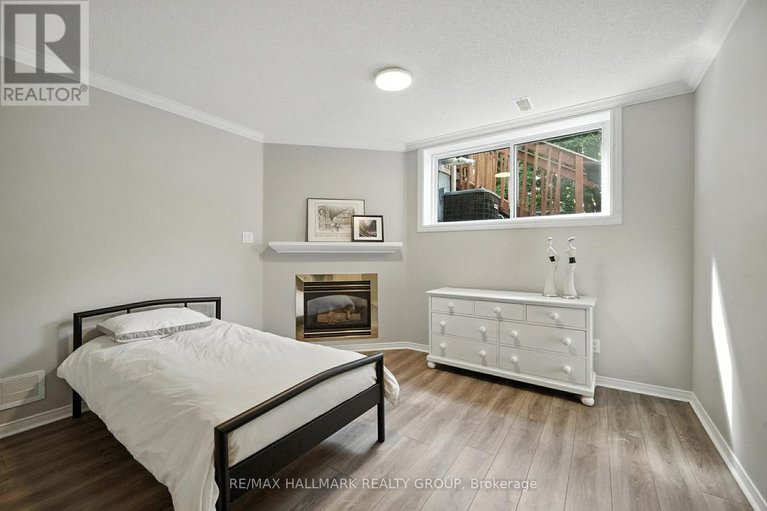 28787339/6272-sablewood-place/chapel-hill/ottawa/ontario/K1C7M5_26