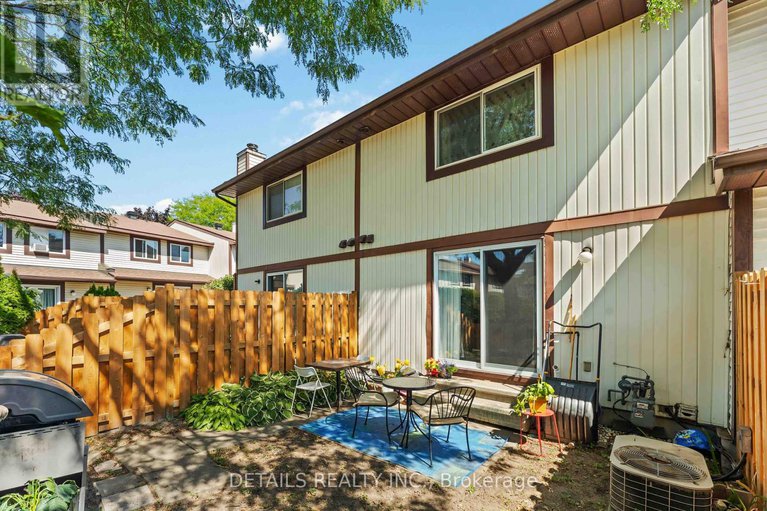 28770609/70-43-stokes-crescent/glencairnhazeldean/ottawa/ontario/K2L2Z5_41