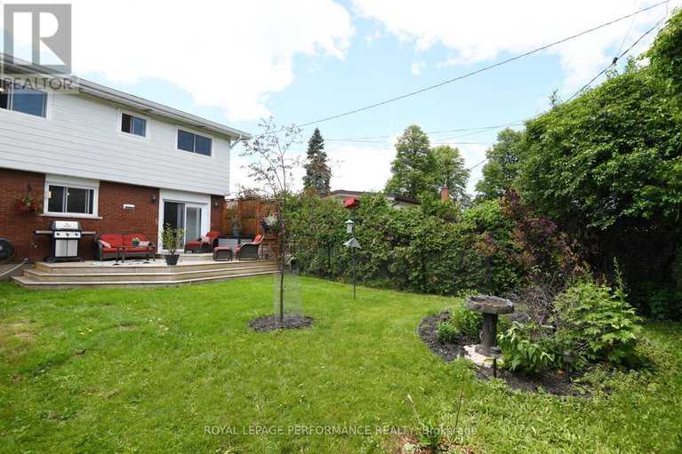 28625415/2117-valley-drive/elmvale-acresurbandale/ottawa/ontario/K1G2P6_28