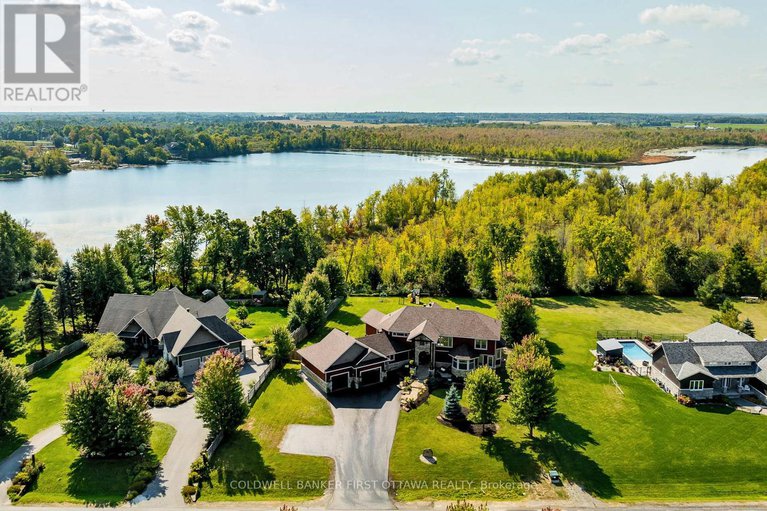 28498848/225-hillcrest-drive/mississippi-mills-ramsay-twp/mississippi-mills/ontario/K0A1A0_2