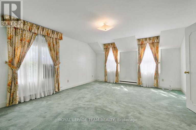 28850677/123-ivy-crescent/new-edinburgh/ottawa/ontario/K1M1Y1_29