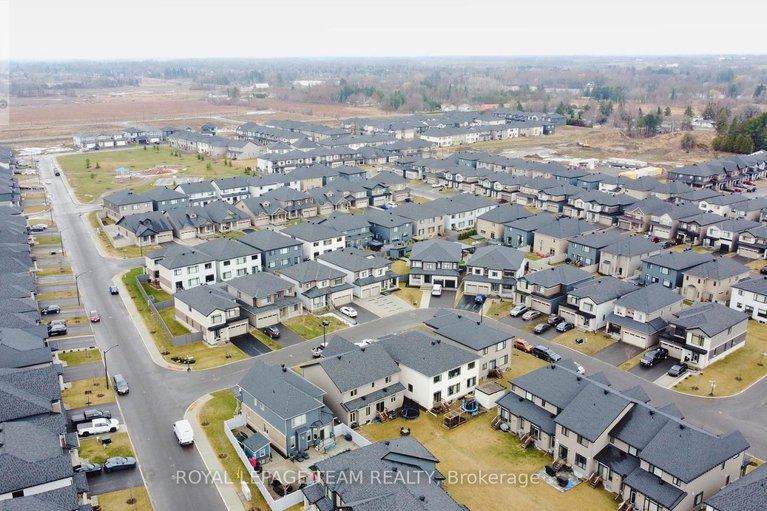 29097242/202-zinnia-way/riverside-southgloucester-glen/ottawa/ontario/K4M0L4_42