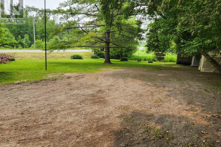 28431924/215-division-street-s/mcnabbraeside-twps/mcnabbraeside/ontario/K7S3C7_33