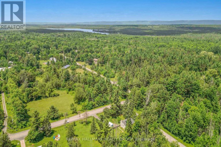28579608/1048-kerwin-road/kanata-north-east/ottawa/ontario/K2K1X7_34
