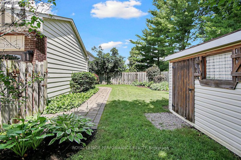 28599541/6343-viseneau-drive/chateauneuf/ottawa/ontario/K1C2G8_39