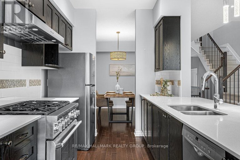 28361267/107-nutting-crescent/riverside-southgloucester-glen/ottawa/ontario/K4M0C3_15