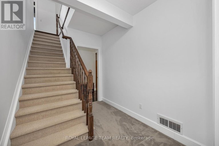 29590571/28-magnolia-way/north-grenville-twp-kemptville-south/north-grenville/ontario/K0G1J0_22