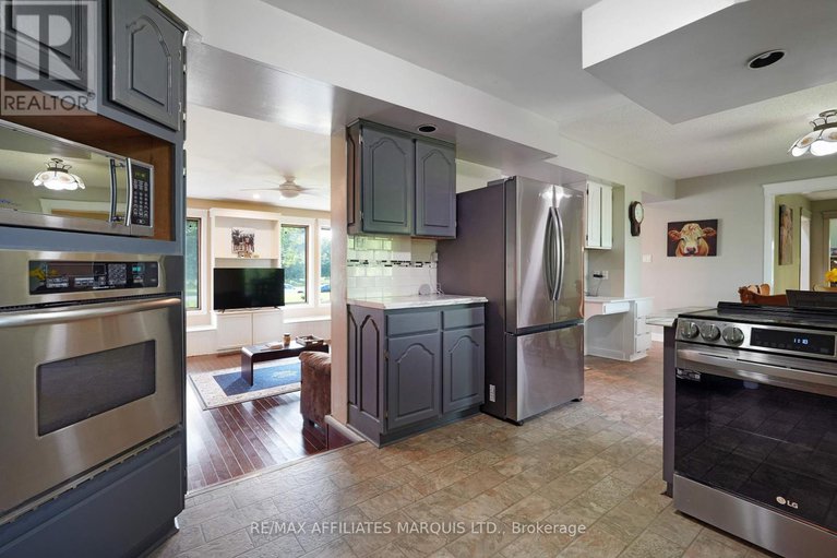28455162/18467-andre-avenue/south-glengarry-charlottenburgh-twp/south-glengarry/ontario/K0C1S0_23