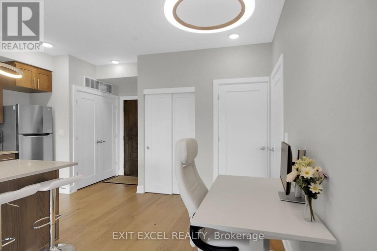 28436397/307-615-longfields-drive/longfields/ottawa/ontario/K2J6J3_14