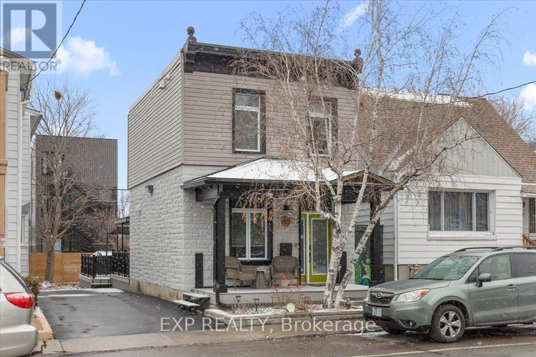 29580487/185-deschamps-avenue/vanier/ottawa/ontario/K1L5Z3_1