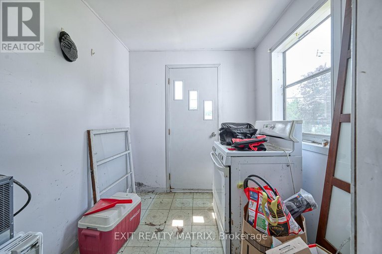 28624051/7771-lawrence-street/vernon/ottawa/ontario/K0A3J0_2