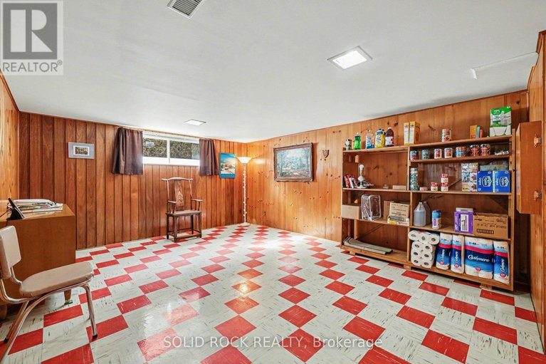 29399475/990-harkness-avenue/riverside-park/ottawa/ontario/K1V6P2_26