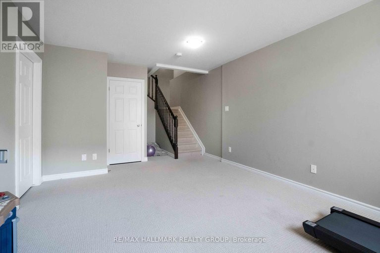28463809/125-mancini-way/strandherd/ottawa/ontario/K2J5X3_21