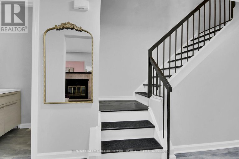 29615975/8-vickers-way/katimavik/ottawa/ontario/K2L3P9_24