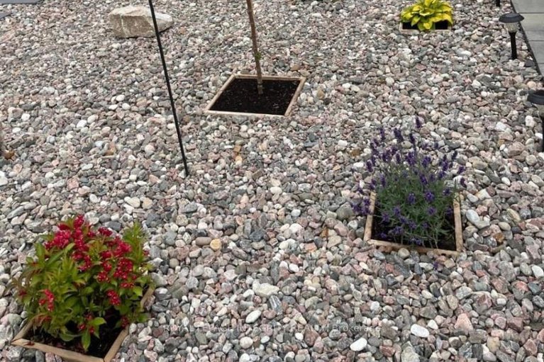 29348101/213-opus-street/emerald-meadowstrailwest/ottawa/ontario/K2S0J2_36