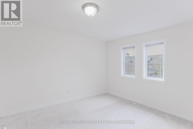 28362232/411-temiskaming-crescent/strandherd/ottawa/ontario/K2J0V4_32