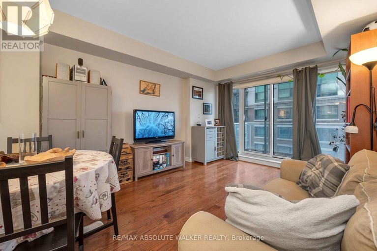 29622136/1003-195-besserer-street/sandy-hill/ottawa/ontario/K1N0B6_11